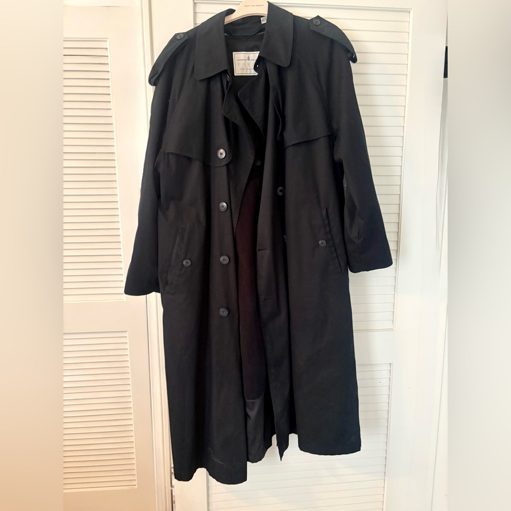 SOLD London Fog Towne Vintage Black Trench Coat Men’s Size 40 /Womens M/L
